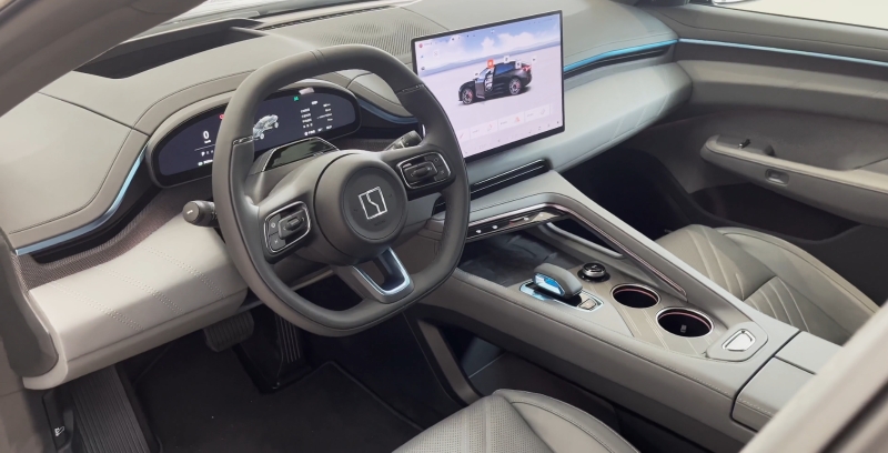 新車速報(bào)——極氪001