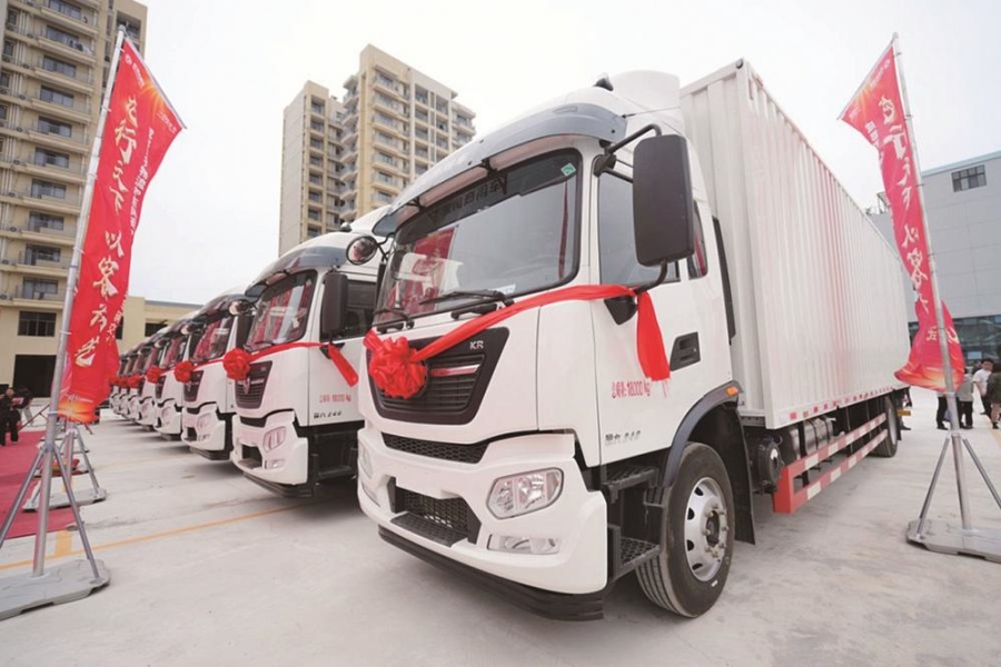 百輛東風天錦KR交付跨境電商希音