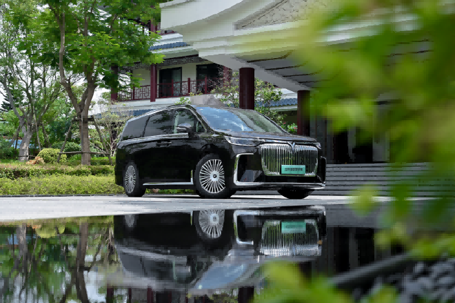 嵐圖汽車2025年將推4款新車銷量沖刺20萬輛