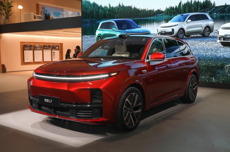 2023年全球電動(dòng)車(chē)銷(xiāo)量榜：比亞迪一騎絕塵，埃安理想雄起