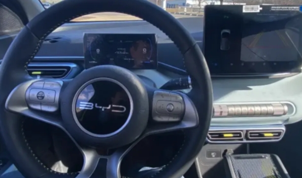 美媒聚焦中國電動汽車：一款小型車為何讓西方如此緊張？