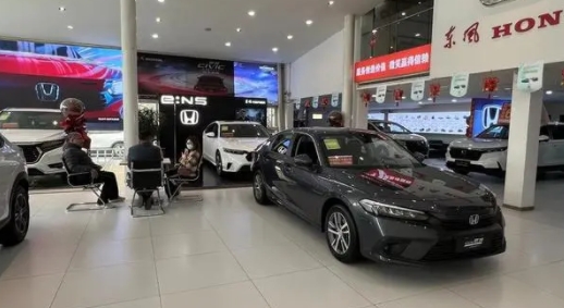新能源車(chē)“血戰(zhàn)”2024：降價(jià)！降價(jià)！車(chē)企“大放血”