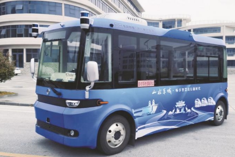 東風(fēng)無人駕駛公交車在十堰實(shí)現(xiàn)常態(tài)化運(yùn)營(yíng)