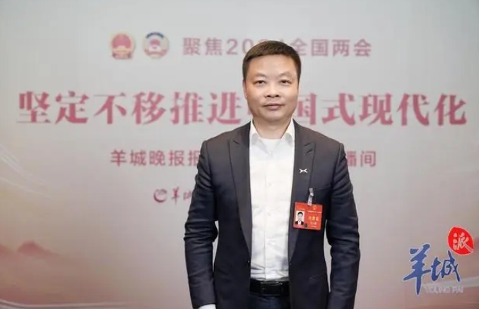 何小鵬回應新能源汽車“價格戰”：這是一個很好的變化｜兩會面對面