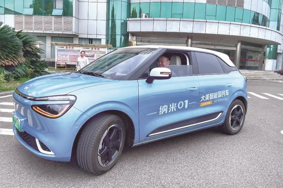 東風人開東風車