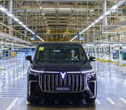 東風汽車去年汽車銷量增15.78%新能源及出口業(yè)務跑出“加速度”