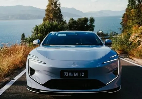 阿維塔以卓越實(shí)力，掀開智能電動(dòng)汽車的新篇章