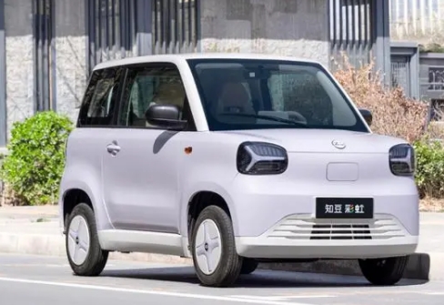 聚焦微型電動汽車市場知豆彩虹上市2.79萬元起