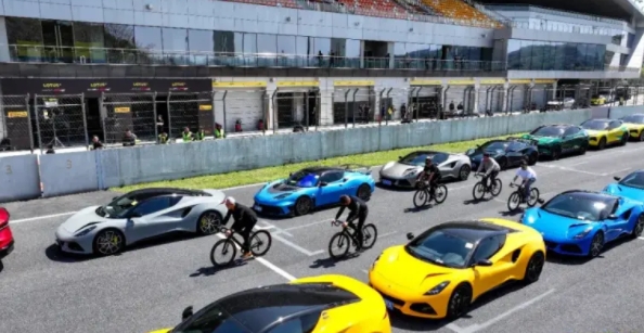 智能電動汽車時代，比任何時刻都更需要路特斯