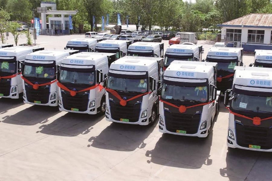東風柳汽乘龍氫能源牽引車批量交付