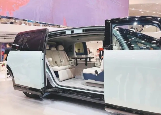 智能化新能源車在北京車展唱主角