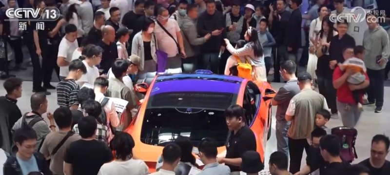 中國新能源車大放異彩吸引跨國車企與中國車企合作擁抱綠色出行