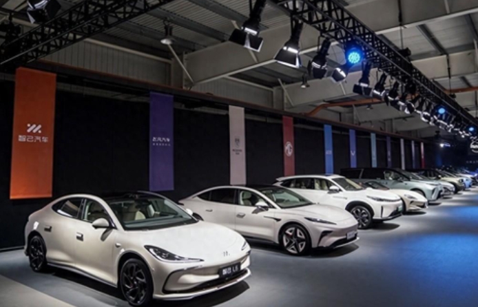 車市周評/2023年河南省新能源汽車產(chǎn)銷雙破31萬輛，比亞迪發(fā)布第五代DM技術(shù)