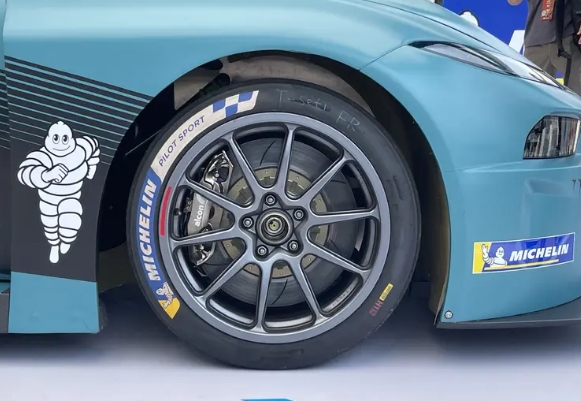 米其林與力盛體育共推亞太首個新能源汽車賽事E-TCR
