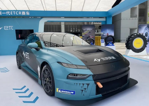米其林與力盛體育共推亞太首個新能源汽車賽事E-TCR