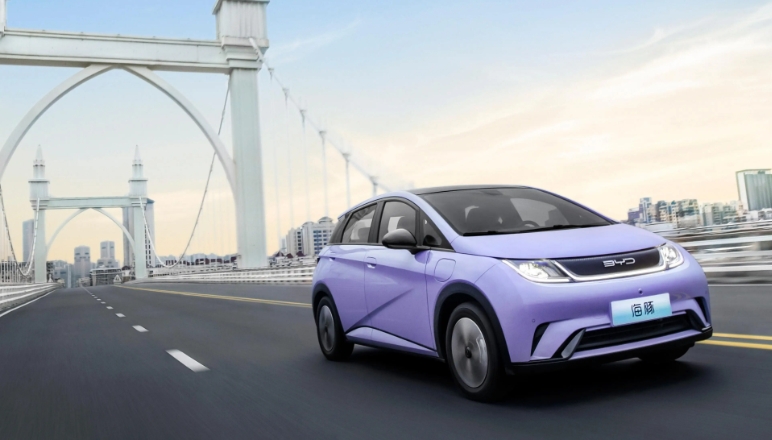 貴州省新能源汽車保有量33.5萬輛今年前5月新增5萬輛
