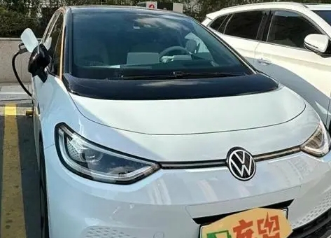 李書福：電動車不等于新能源汽車！