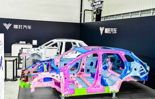 全球純電續(xù)航最長(zhǎng)的增程車(chē)型上市哪吒L售價(jià)12.99萬(wàn)元起