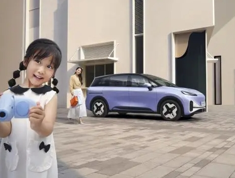 極狐汽車考拉新能源汽車市場中的親子出行佼佼者