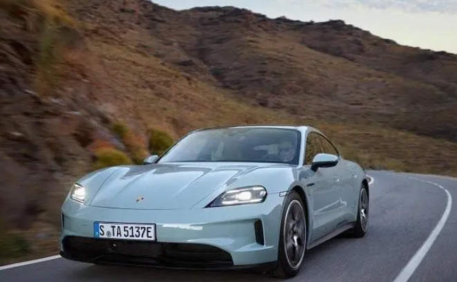 歐美車廠再度集體轉向宣布放緩電動化進程，中國出口趁勢猛增13%