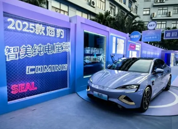 7月新能源滲透率超50%，綠牌正式成為多數(shù)派，比亞迪表現(xiàn)亮眼