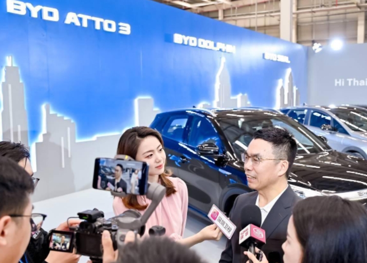 比亞迪上半年成績單：新能源汽車市場持續領跑，研發投入再創新高！