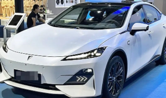 馬自達全球推出電動車型EZ-6，續航里程可達1000公里