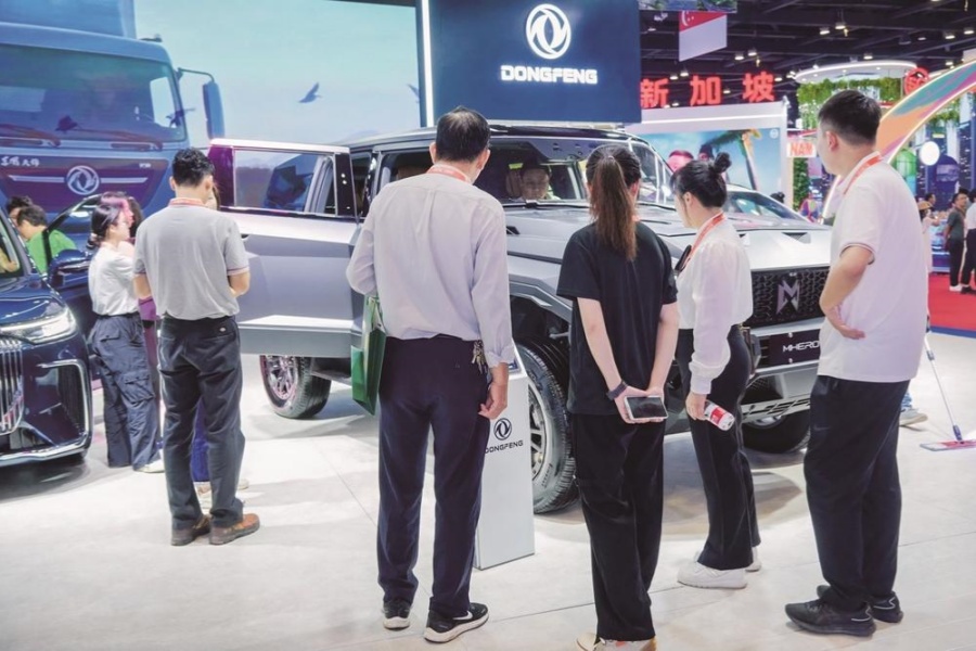 東風汽車參加第21屆中國—東盟博覽會