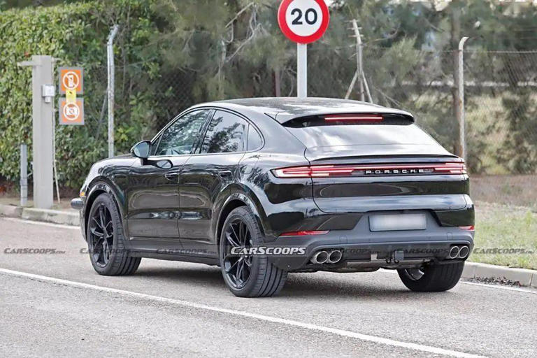 新款保時捷Cayenne Coupé曝光:溜背造型配“鯊魚鰭”,燃油動力依舊強勁? 新款保時捷CayenneCoupé曝光:溜背造型配“鯊魚鰭”,燃油動力依舊強勁?