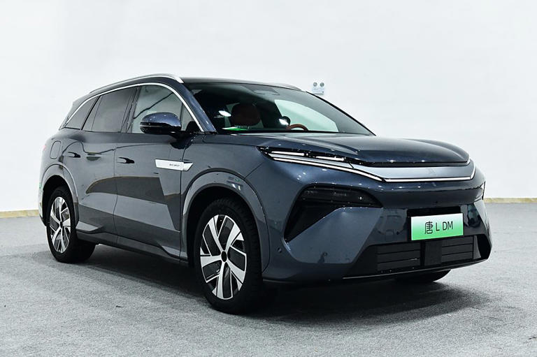 比亞迪唐L正式發(fā)布，零百加速3.9秒，主打30萬級(jí)旗艦SUV