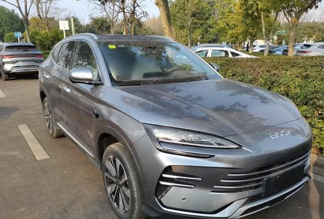 比亞迪多款新車到店！搭載“天神之眼”智駕，“背刺”老車主？