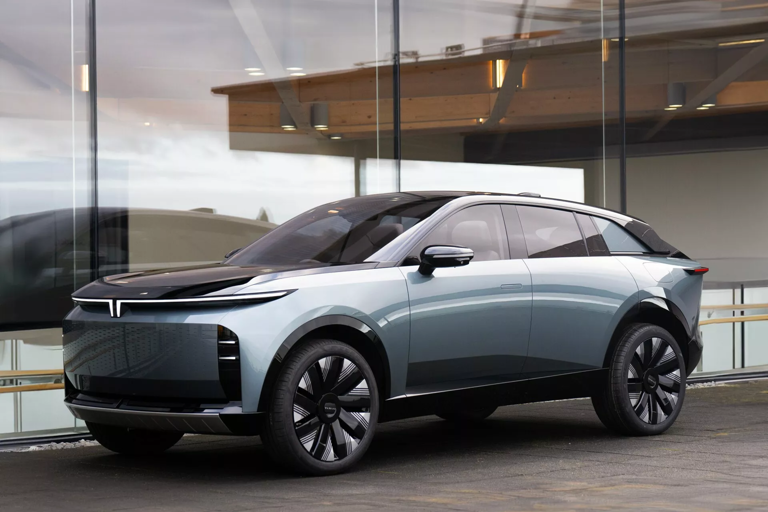 印汽車巨頭塔塔推出純電豪華SUVAvinyaX：極簡設(shè)計，配備天地門