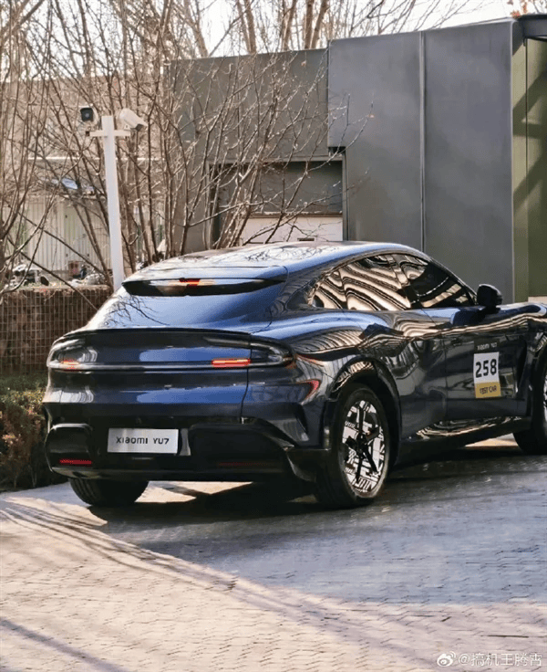 小米YU7Max實車搶先看，純電SUV新貴能否挑戰特斯拉ModelY？