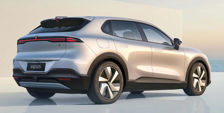 長安25年新款SUV！全系智能駕駛，寧德電池，11.5萬起