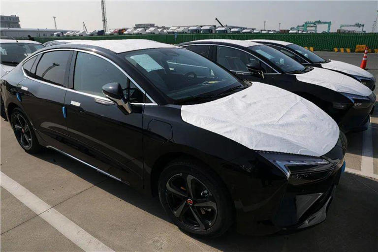 再等5天上市！合資純電轎車，通過地球最嚴(yán)測試出口歐洲，國內(nèi)僅售11萬多