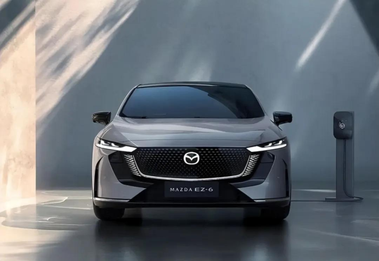 2025年，新車卷智駕，增程卷電池