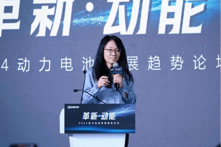 磷酸鐵鋰“短刀”崛起,為何成為動力電池更優解? 磷酸鐵鋰“短刀”崛起,為何成為動力電池更優解?