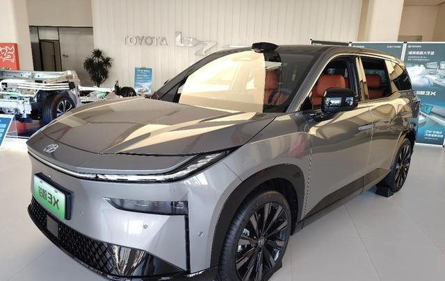 直接一步到位，純電SUV起售價才10.98萬，要跟國產(chǎn)車PK一波