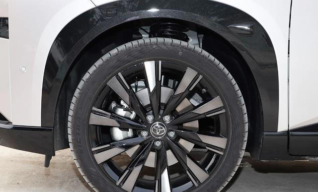 直接一步到位，純電SUV起售價才10.98萬，要跟國產(chǎn)車PK一波