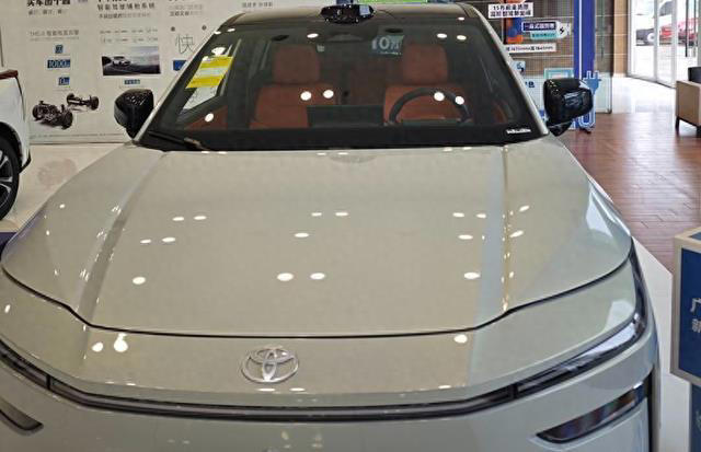 直接一步到位，純電SUV起售價才10.98萬，要跟國產(chǎn)車PK一波