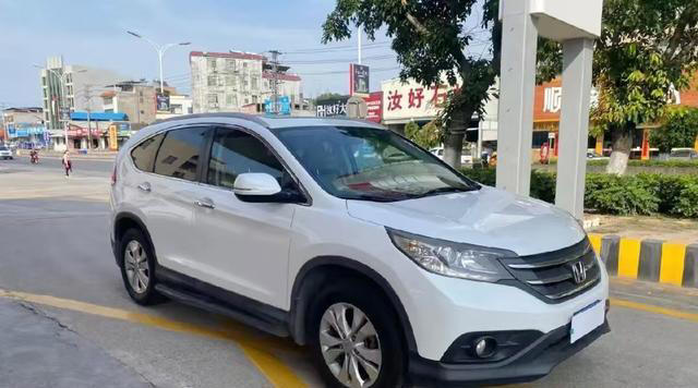 養一輛10萬的SUV和一輛10萬的轎車，8年后算算賬，發現差距很明顯