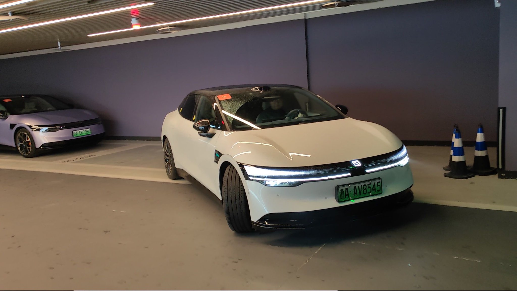 車位到車位體驗極氪千里浩瀚智駕城市NZP