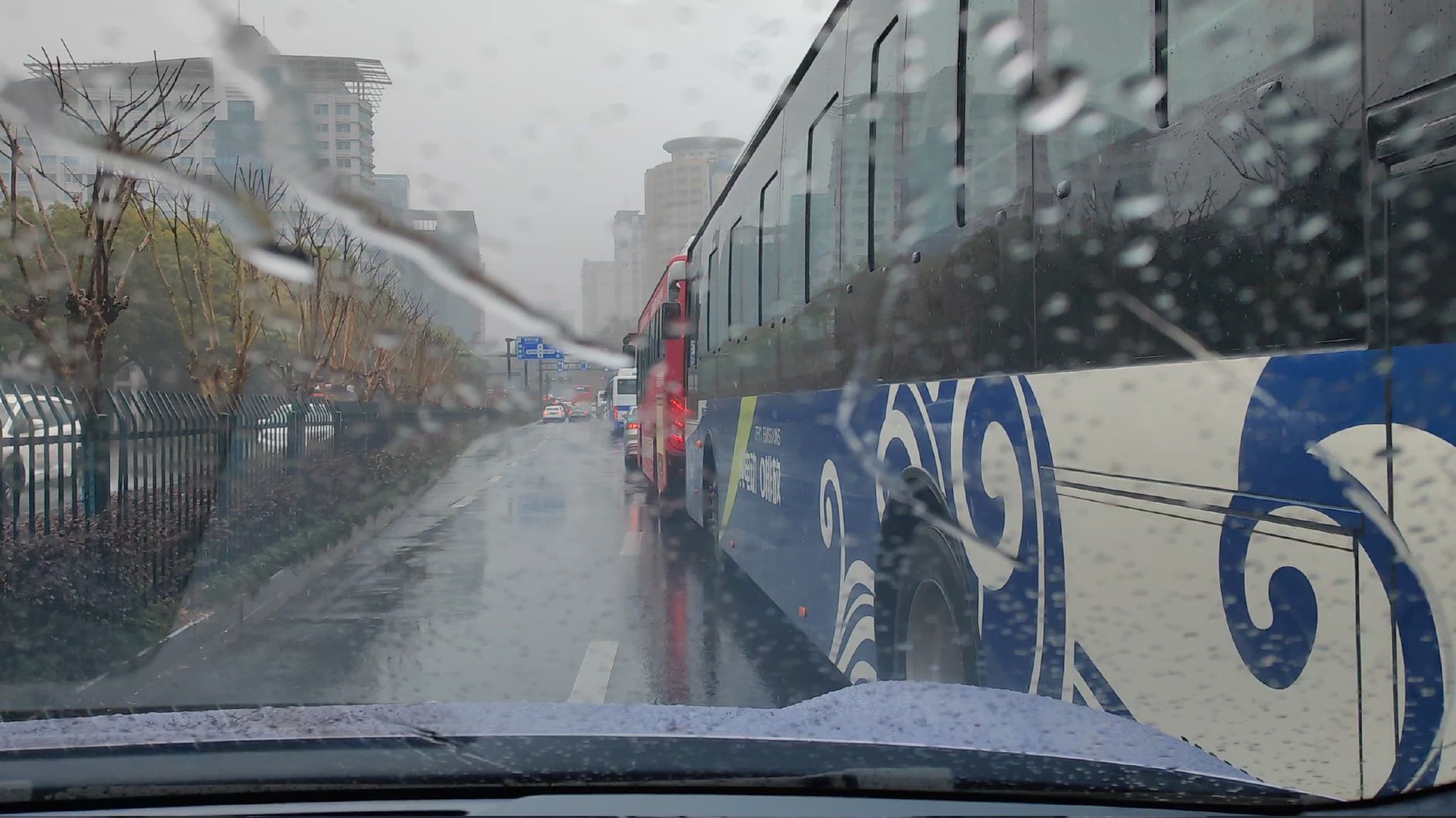 車位到車位體驗極氪千里浩瀚智駕城市NZP