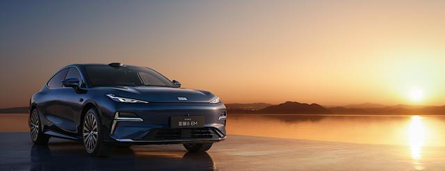 買車等等黨贏了!吉利2025年10款新車,混動、純電全都有 買車等等黨贏了!吉利2025年10款新車,混動、純電全都有