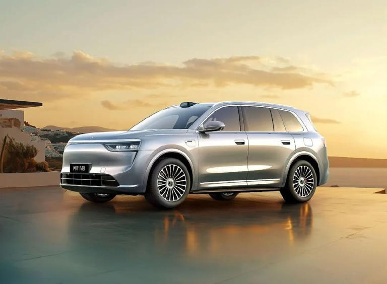 空間、智能與性能并存！上海車展高熱度中大型SUV盤點(diǎn)