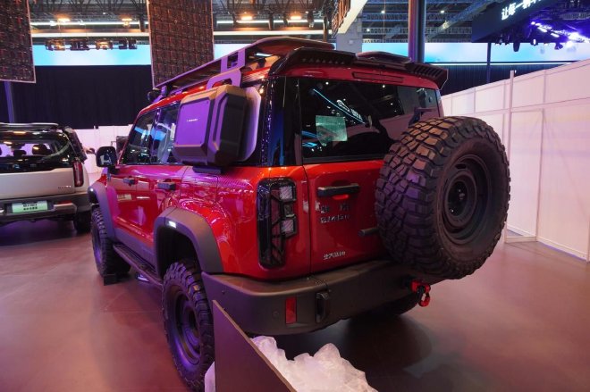 2025上海車展：北京越野BJ40增程改裝版