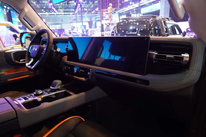 2025上海車展：北京越野BJ40增程改裝版