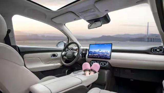 憑什么說埃安UT是10萬以內最安全的小車
