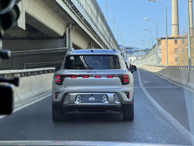 越野越開心：當純電smart#5有了四驅