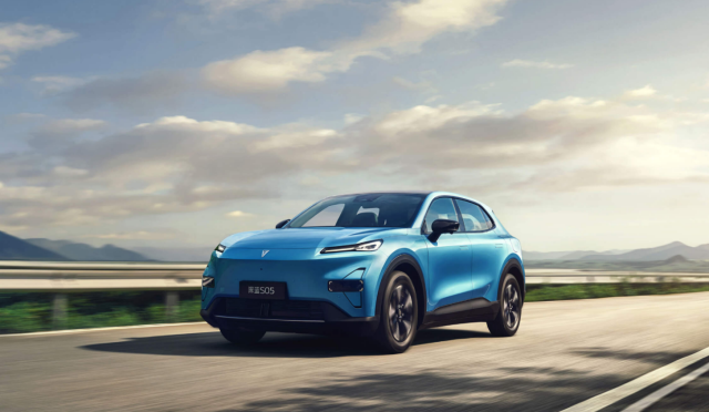 10萬級選純電SUV,深藍S05、零跑B10誰更值得買? 10萬級選純電SUV,深藍S05、零跑B10誰更值得買?